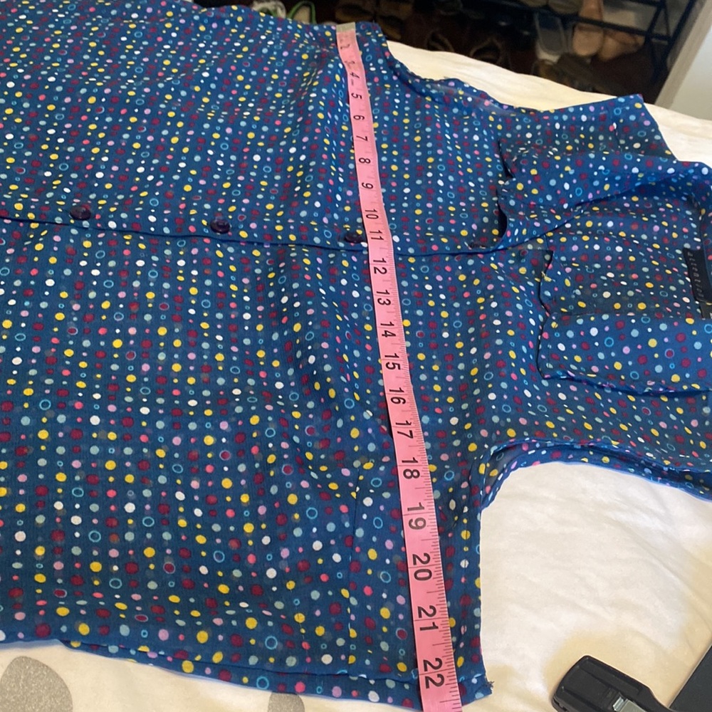 Attention, sheer sleeveless polkadot blouse. XL - Picture 8 of 9